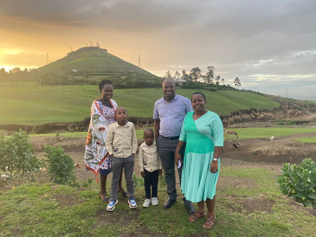 WhatsApp Image 2025-12-09 at 07.28.00